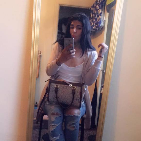 Meet your Posher, Daniel - Picture 1 of 1